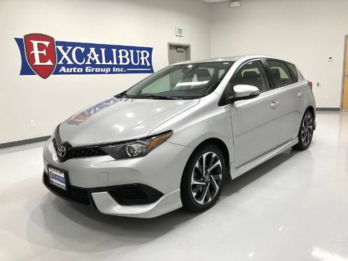 Used 2017 Toyota Corolla iM w/ All-Weather Mat Package FWD image 6