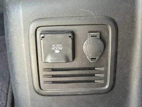Used 2022 Toyota 4Runner SR5 RWD image 13
