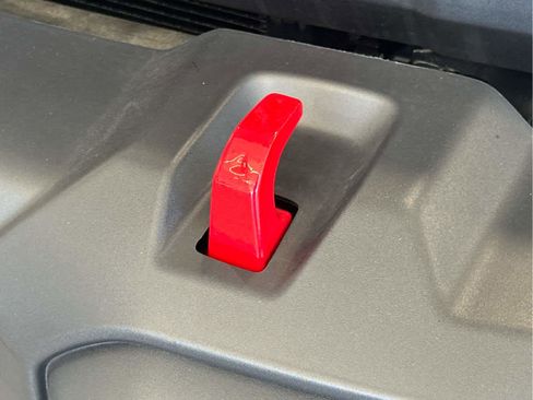 New 2025 Jeep Wrangler Rubicon w/ XTREMEE 35" Tire Package image 10