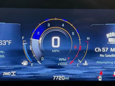 Certified 2024 Chevrolet Traverse RS w/ LPO, Floor Liner Package image 12