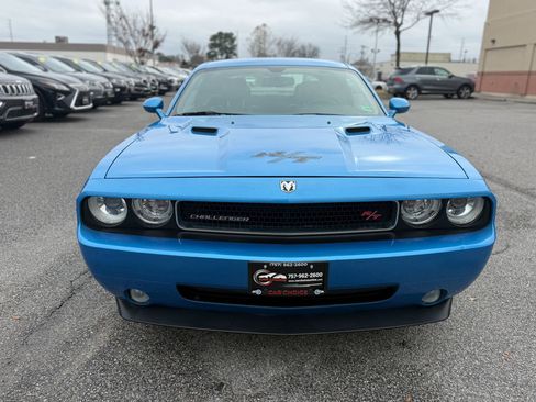 Used 2009 Dodge Challenger R/T image 4