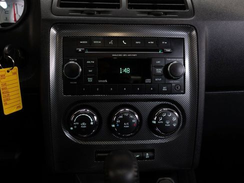 Used 2013 Dodge Challenger R/T image 27