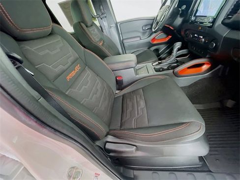 Used 2023 Nissan Frontier PRO-4X w/ Pro Convenience Package image 29