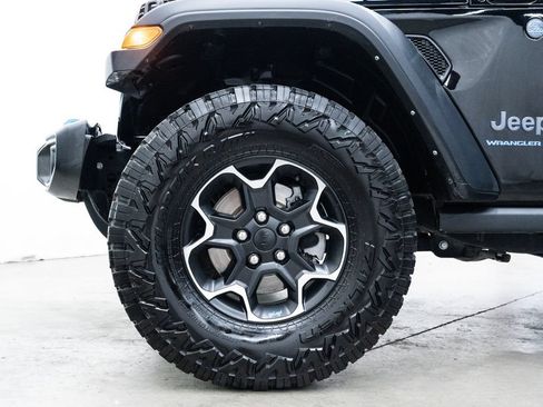 Used 2023 Jeep Wrangler Unlimited Rubicon 4xe AWD/4WD image 7