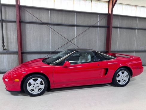 Used 1991 Acura NSX RWD image 4