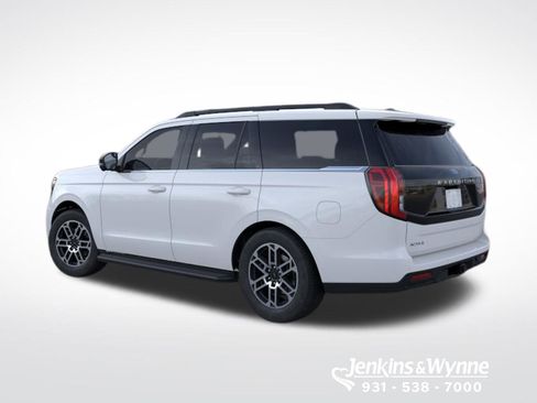 New 2026 Ford Expedition Active RWD image 4