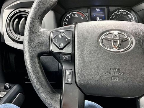 Used 2022 Toyota Tacoma SR image 12