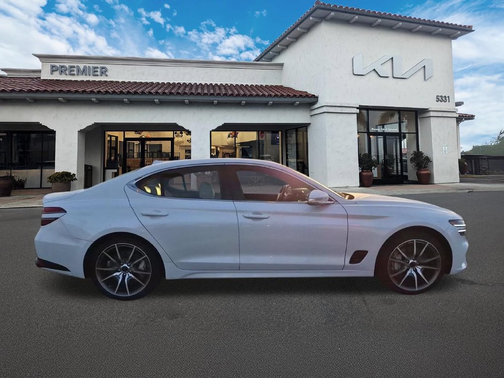 Used 2024 Genesis G70 2.5T AWD/4WD image 9