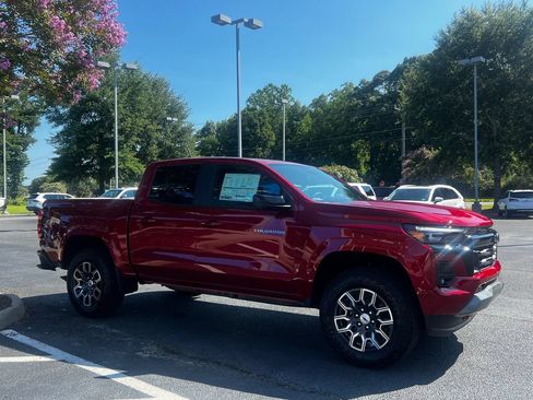 New 2026 Chevrolet Colorado Z71 w/ Technology Package AWD/4WD image 4