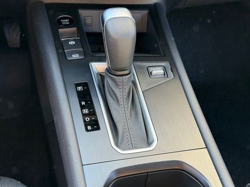 New 2026 Nissan Kicks SV w/ SV Premium Package FWD image 16