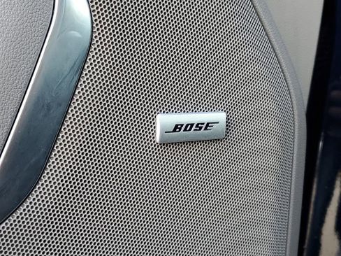 Used 2021 Chevrolet Tahoe Z71 w/ Z71 Signature Package image 29