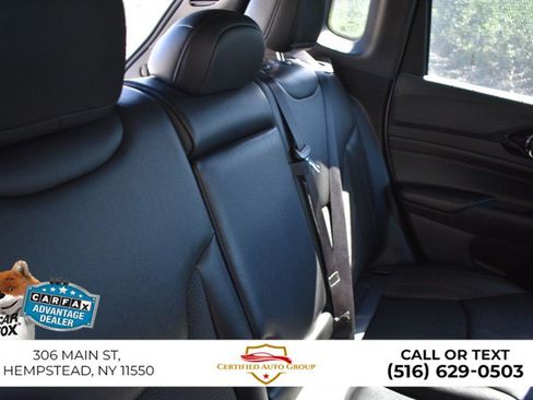 Used 2025 Jeep Compass Trailhawk AWD/4WD image 27