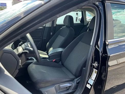 Used 2021 Volkswagen Jetta S w/ Driver Assistance Package image 22