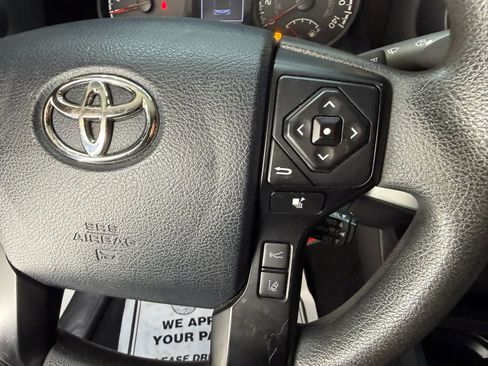 Used 2019 Toyota Tacoma SR RWD image 21