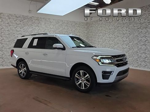 Used 2024 Ford Expedition Limited AWD/4WD image 1