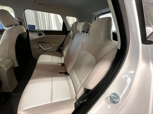 Used 2025 Kia Soul S FWD image 15