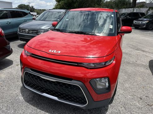 Used 2022 Kia Soul S FWD image 5
