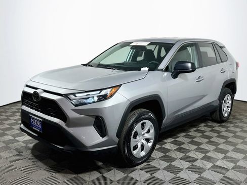 Certified 2024 Toyota RAV4 LE AWD/4WD image 3