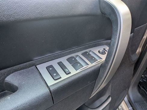 Used 2013 GMC Sierra 1500 SLE w/ Power Tech Package image 11