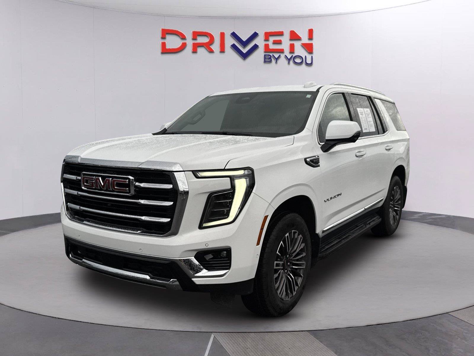 Used 2025 GMC Yukon Elevation AWD/4WD image 8