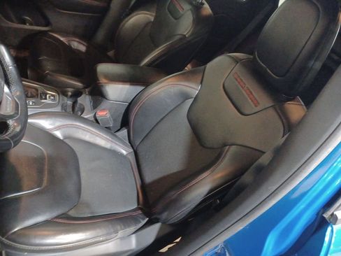 Used 2021 Jeep Cherokee Trailhawk w/ Sun, Sound & Nav Group image 13