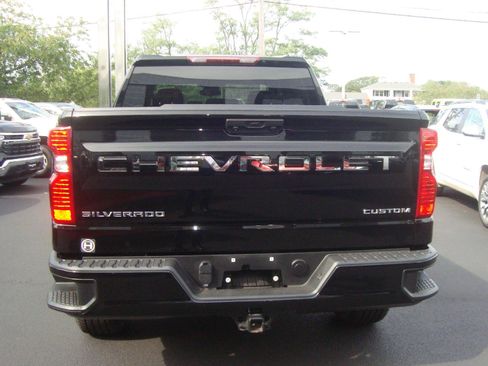 Used 2022 Chevrolet Silverado 1500 Custom image 21