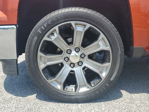 Used 2015 Chevrolet Silverado 1500 LTZ Z71 w/ LTZ Plus Package AWD/4WD image 10