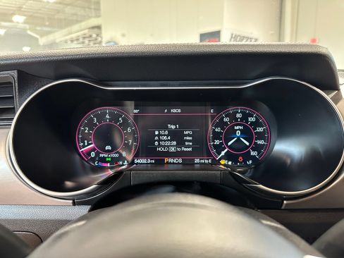 Used 2022 Ford Mustang GT Premium w/ Equipment Group 401A RWD image 22