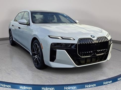 New 2026 BMW 760i xDrive AWD/4WD image 3