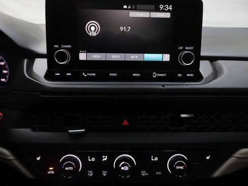 Used 2024 Honda Accord EX image 21