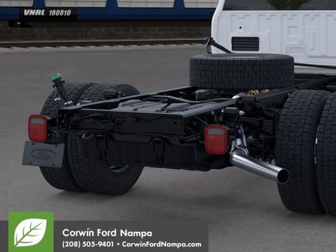 New 2026 Ford F550 4x4 Supercab Super Duty image 21
