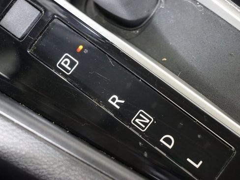 Used 2023 Nissan Versa SR w/ Trunk Package image 37