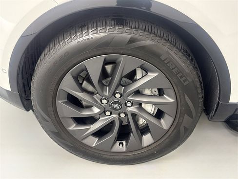 Used 2023 Land Rover Discovery S R-Dynamic image 31