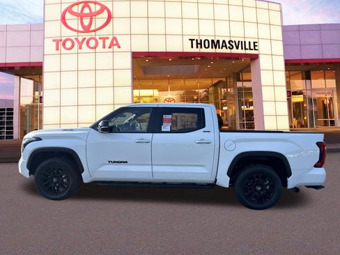 New 2026 Toyota Tundra Limited AWD/4WD image 8