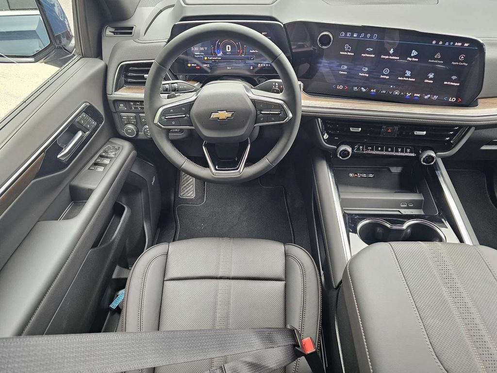 New 2026 Chevrolet Tahoe High Country w/ Sun And Tow Package AWD/4WD image 18