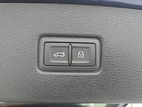 Used 2023 Audi Q7 2.0T Premium Plus w/ Premium Plus Package AWD/4WD image 16
