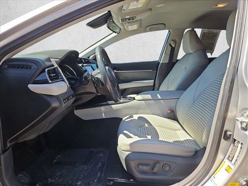 Used 2020 Toyota Camry SE AWD/4WD image 15