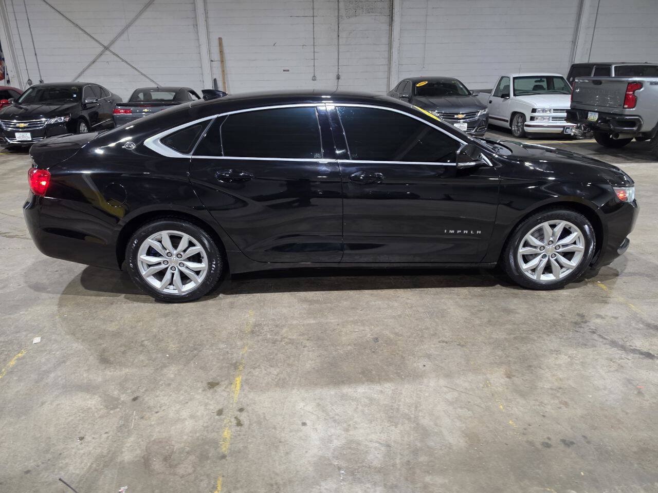 Used 2019 Chevrolet Impala LT FWD image 13