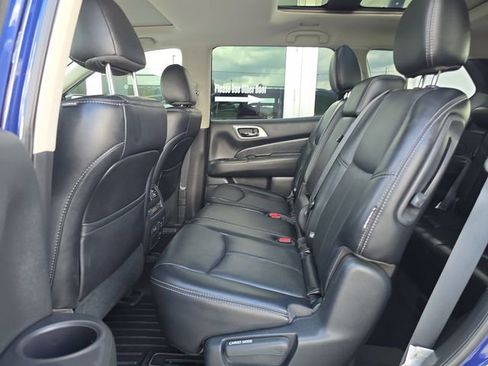 Used 2019 Nissan Pathfinder Platinum FWD image 13