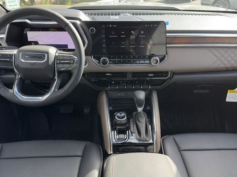 New 2026 GMC Canyon Denali AWD/4WD image 11