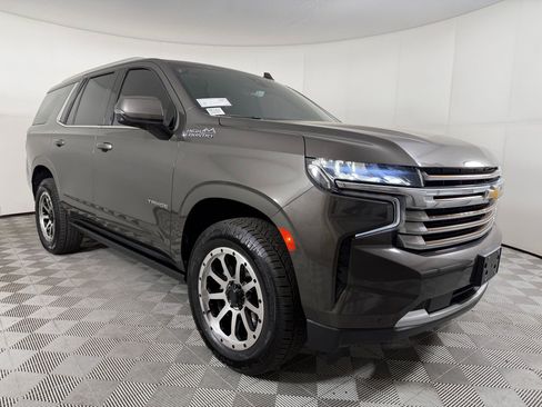 Used 2021 Chevrolet Tahoe High Country w/ Premium Package AWD/4WD image 6