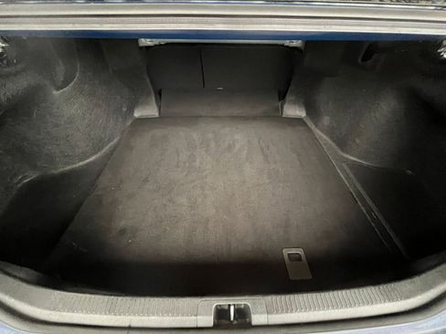 Used 2025 Toyota Camry LE image 31