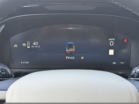 New 2026 Lincoln Corsair Premiere FWD image 31