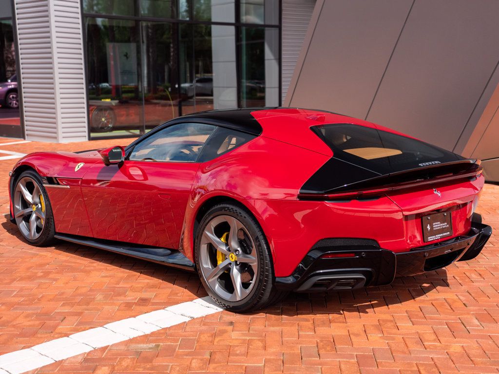 Certified 2025 Ferrari 12Cilindri RWD image 3