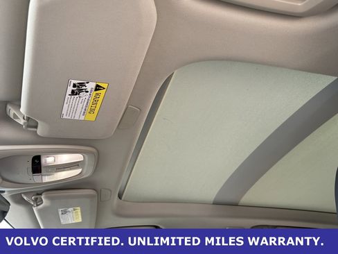 Certified 2025 Volvo XC90 B6 Plus image 31