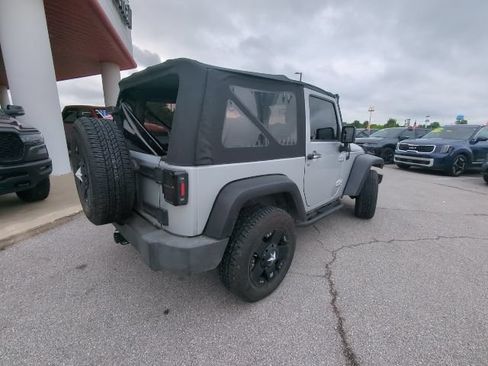 Used 2010 Jeep Wrangler Sport AWD/4WD image 19