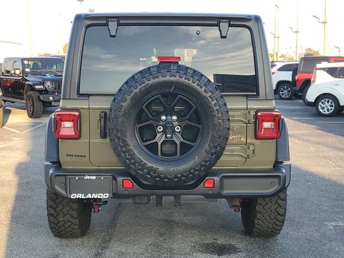 Used 2025 Jeep Wrangler Willys image 6