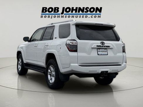Used 2018 Toyota 4Runner SR5 Premium AWD/4WD image 4
