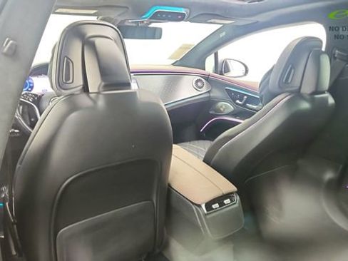 Used 2022 Mercedes-Benz EQS 450+ Sedan image 32