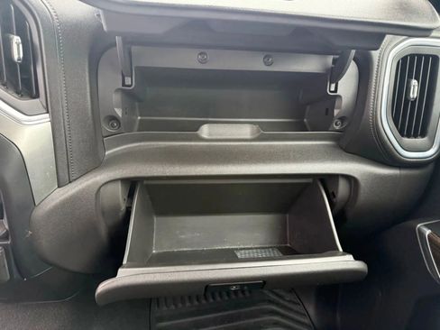 Used 2021 Chevrolet Silverado 1500 LT w/ Convenience Package II image 19